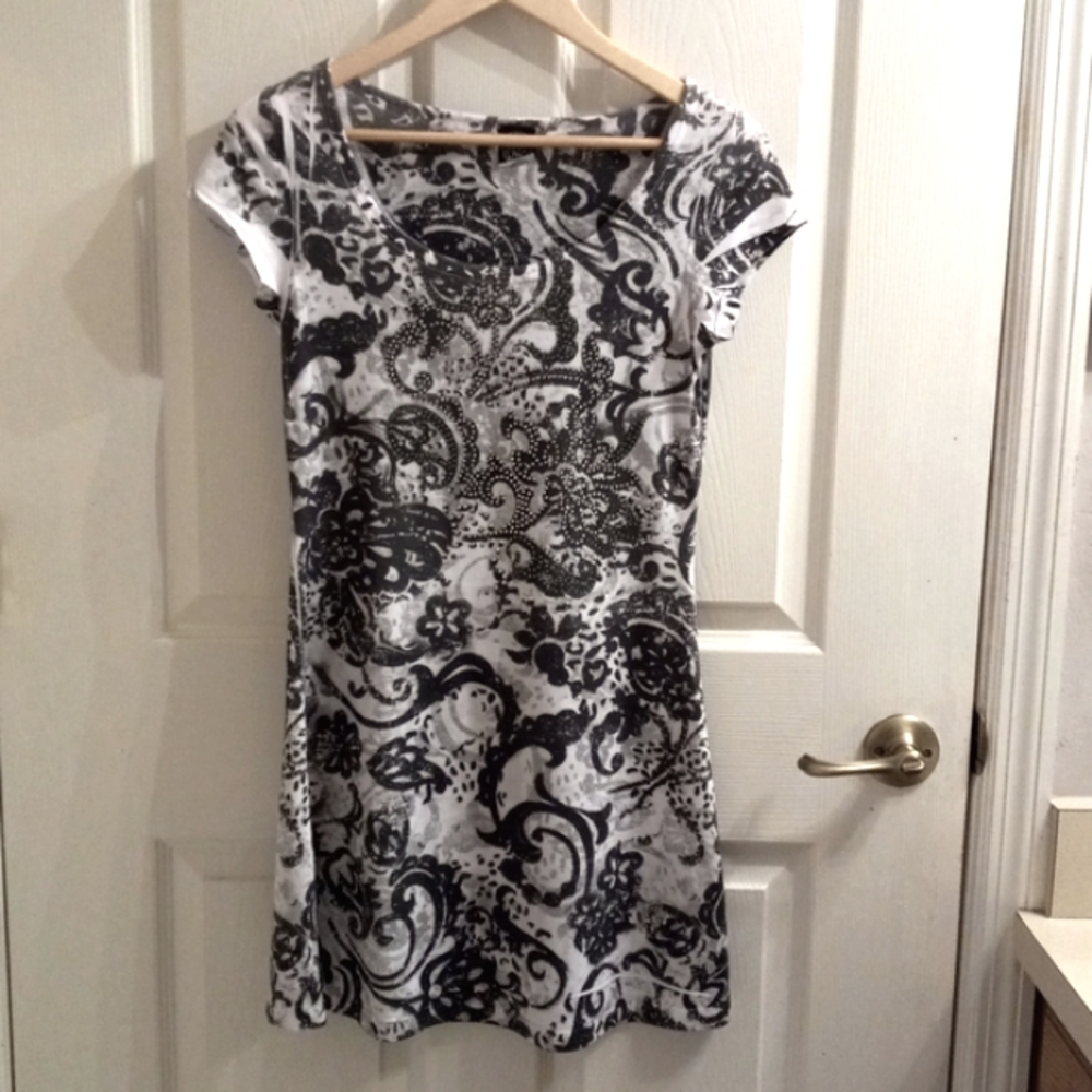 Sana made med dress